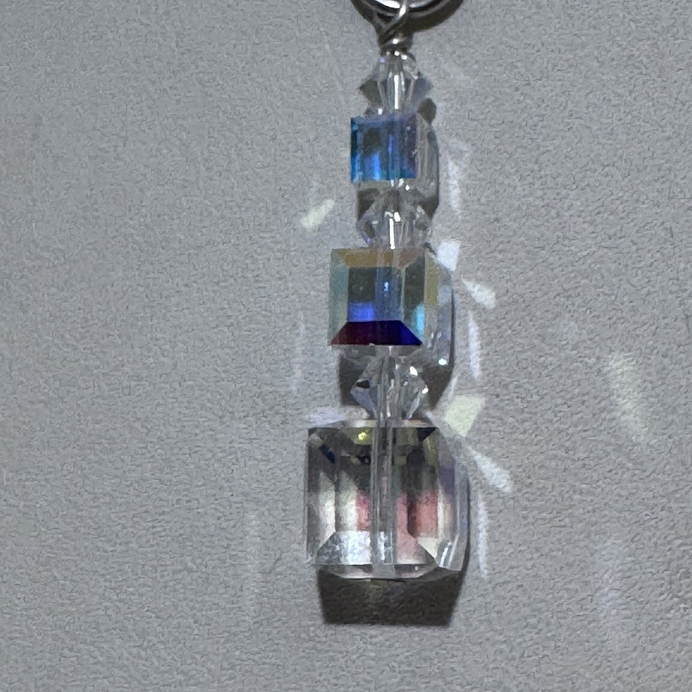 925 Sterling Silver Faceted Crystal Pendant Necklace & Dangle Earrings Set - Picture 4 of 16